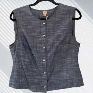 Autres filles Chambray and Linen blend Button Up Top Small new with tags